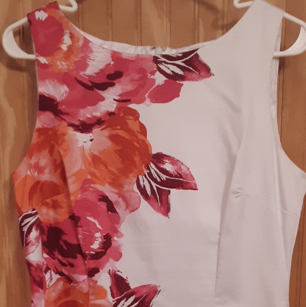 Floral shift dress